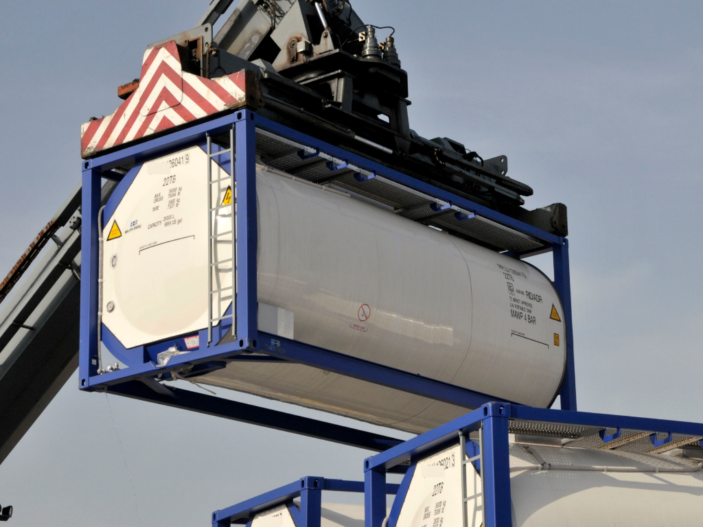 Behaviour Based Safety for Tank Container Operators