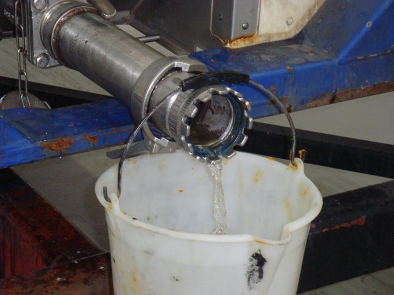 Seguridad basada en la conducta para operarios de lavado de cisternas